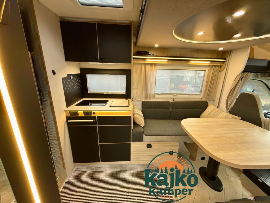 Wynajem Kampera 5 Osobowy ,Wersja Zimowa , 2025r Chausson Etapline 720