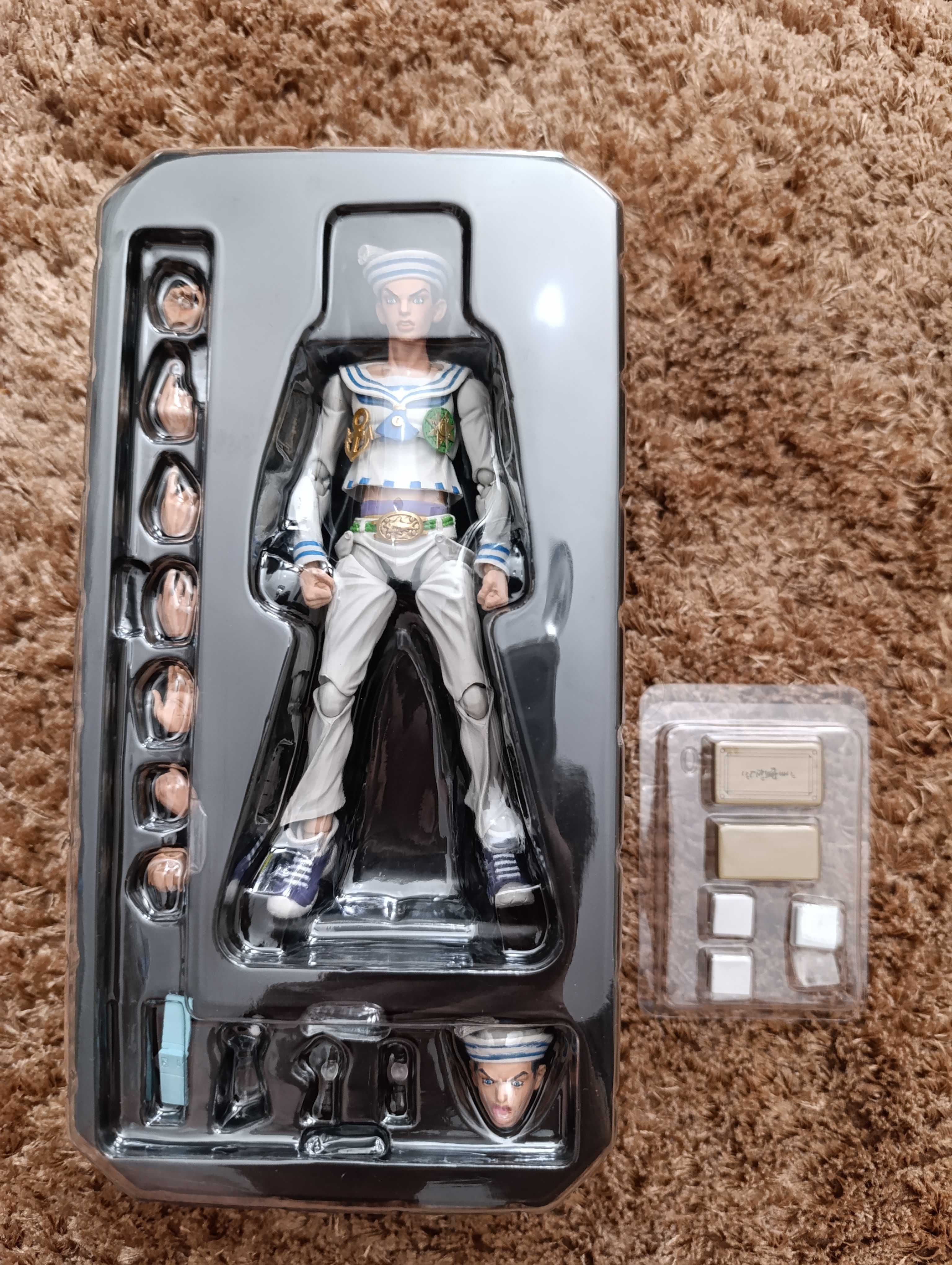 Figuras Jojo´s Bizarre Adventure Josuke Higashikata e Soft and Wet