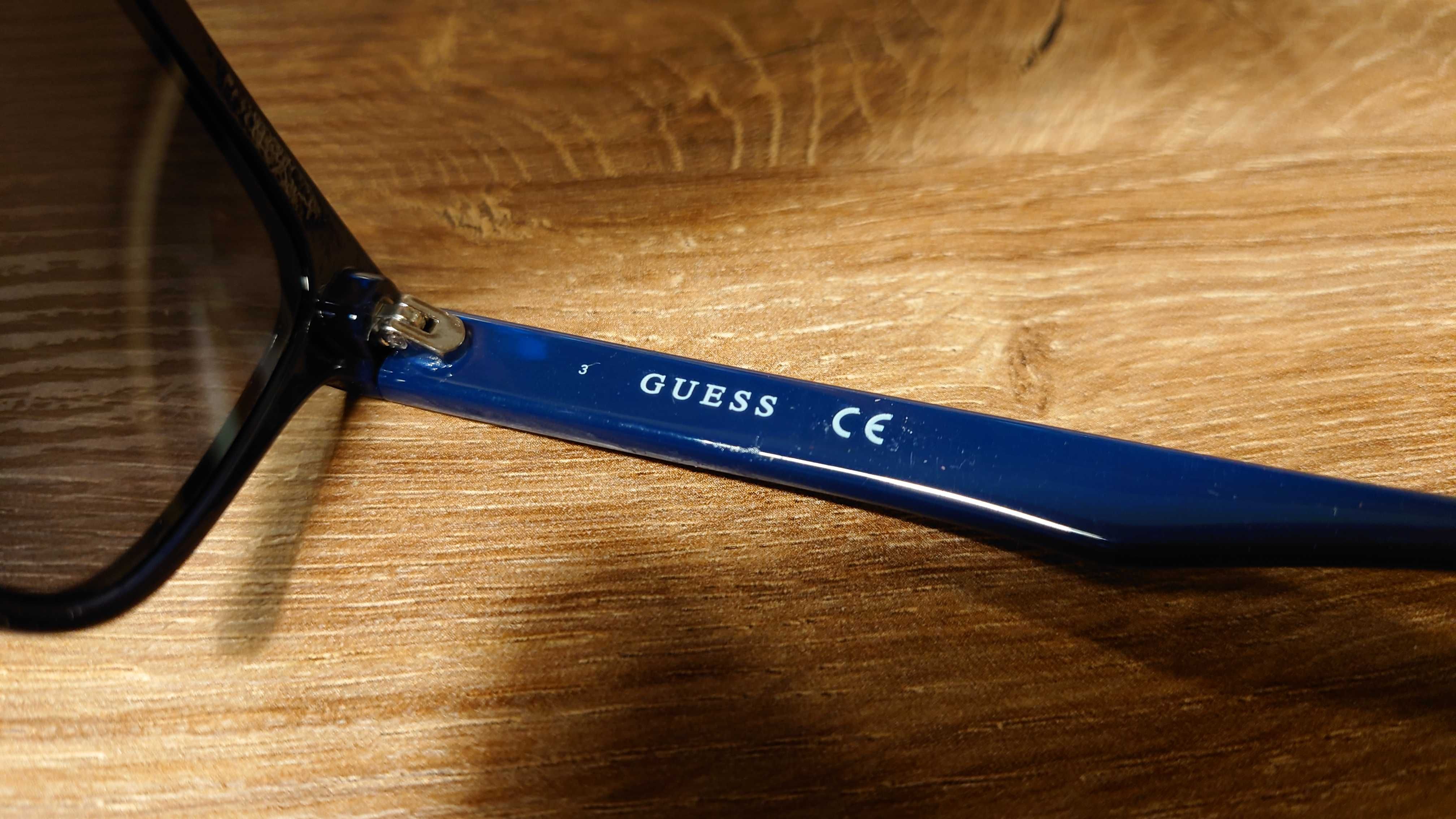 Okulary przeciwsłoneczne Guess GF0223