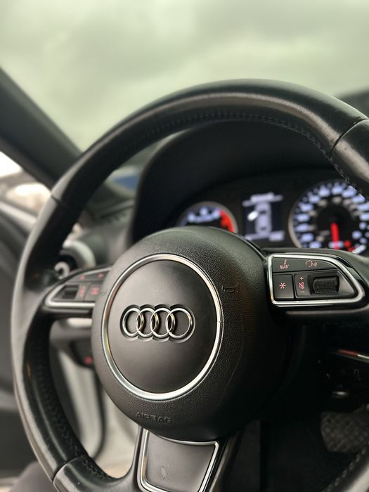 Продам Audi A3 2015