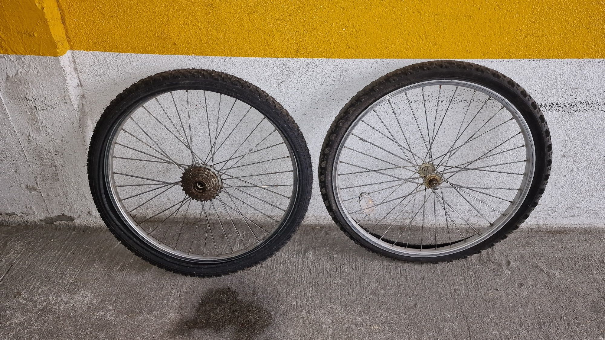 Vendo rodas de bicicleta usadas