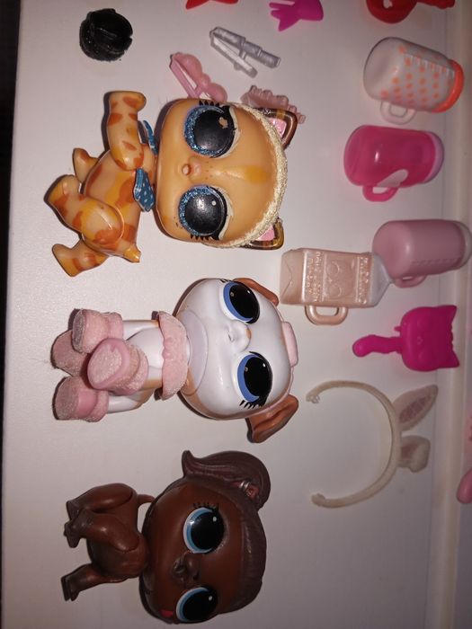 Brinquedos LOL: Surprise Pets animais com acessórios imagem.