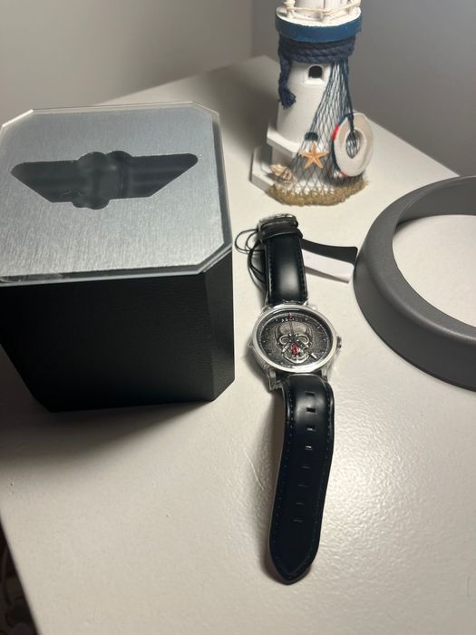 Vendo 2 relógios Police