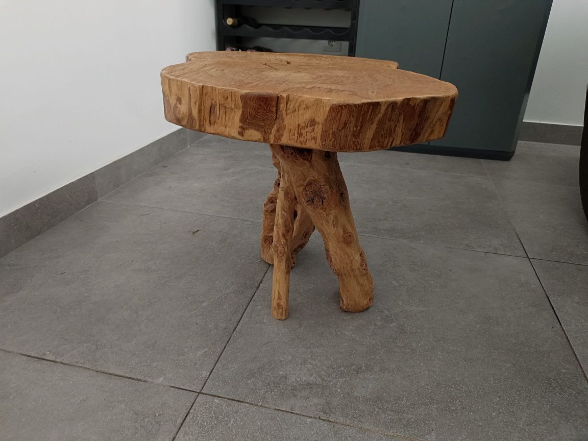 Mesa de centro/café em madeira