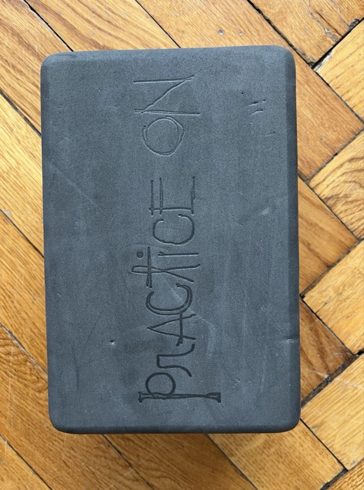 Klocek do jogi Manduka Recycled Foam