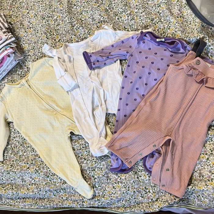 Лот/набір речей дівочий 0-3 місяці (50,56,62)