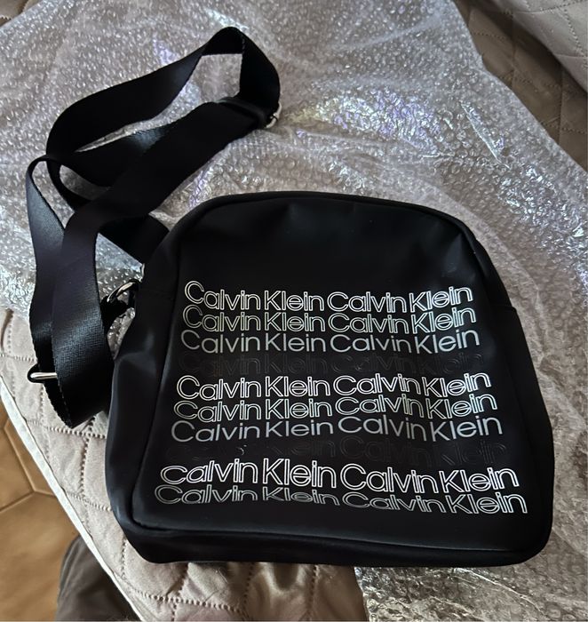 Saca a Tiracolo usado uma unica vez