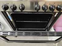Fogão/forno INDESIT elétrico vitrocerâmica, Classe A, Cor Inox