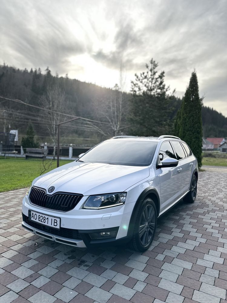 Skoda octavia scout  2.0TDI 135KW 4х4 А7