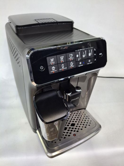 Кавоварка / Кавомашина для дому Philips Latte GO EP3241 з гарантією
