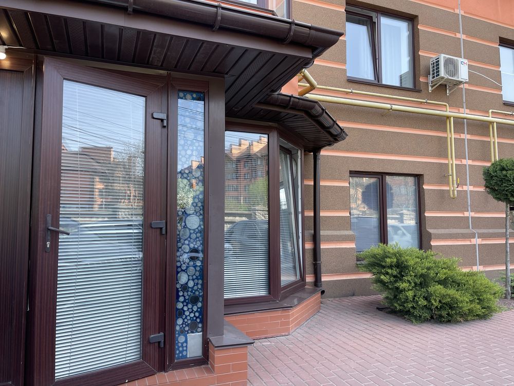 Продам приміщення вільно призначення Жк Волошковий