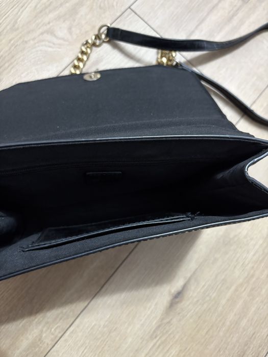Torebka czarna Bershka