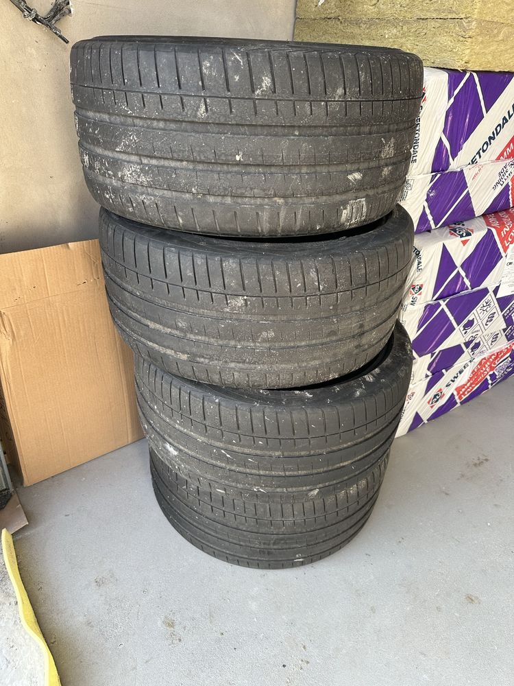 Резина Vredestein 295/30 R22 ZR