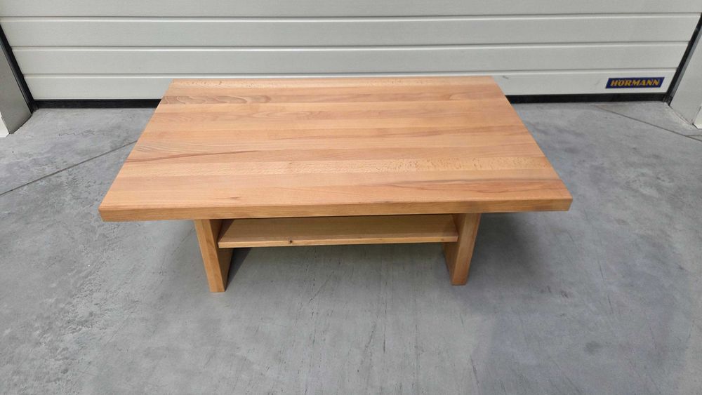 Stolik z drewna litego marki TheBEDS 70x110 cm. Promocja -70%