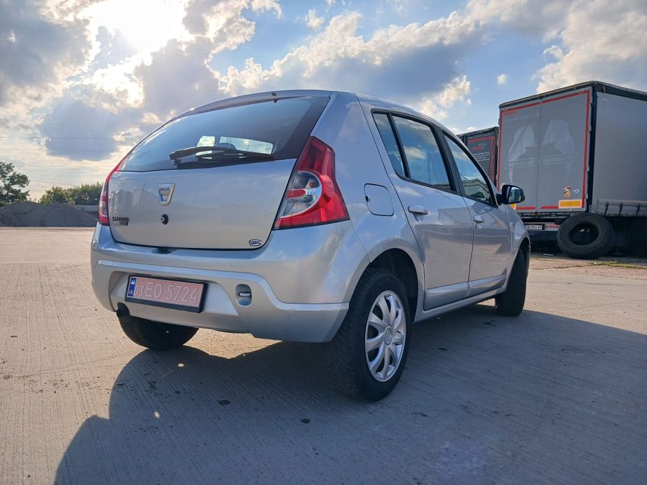 Продам Dacia Sandero