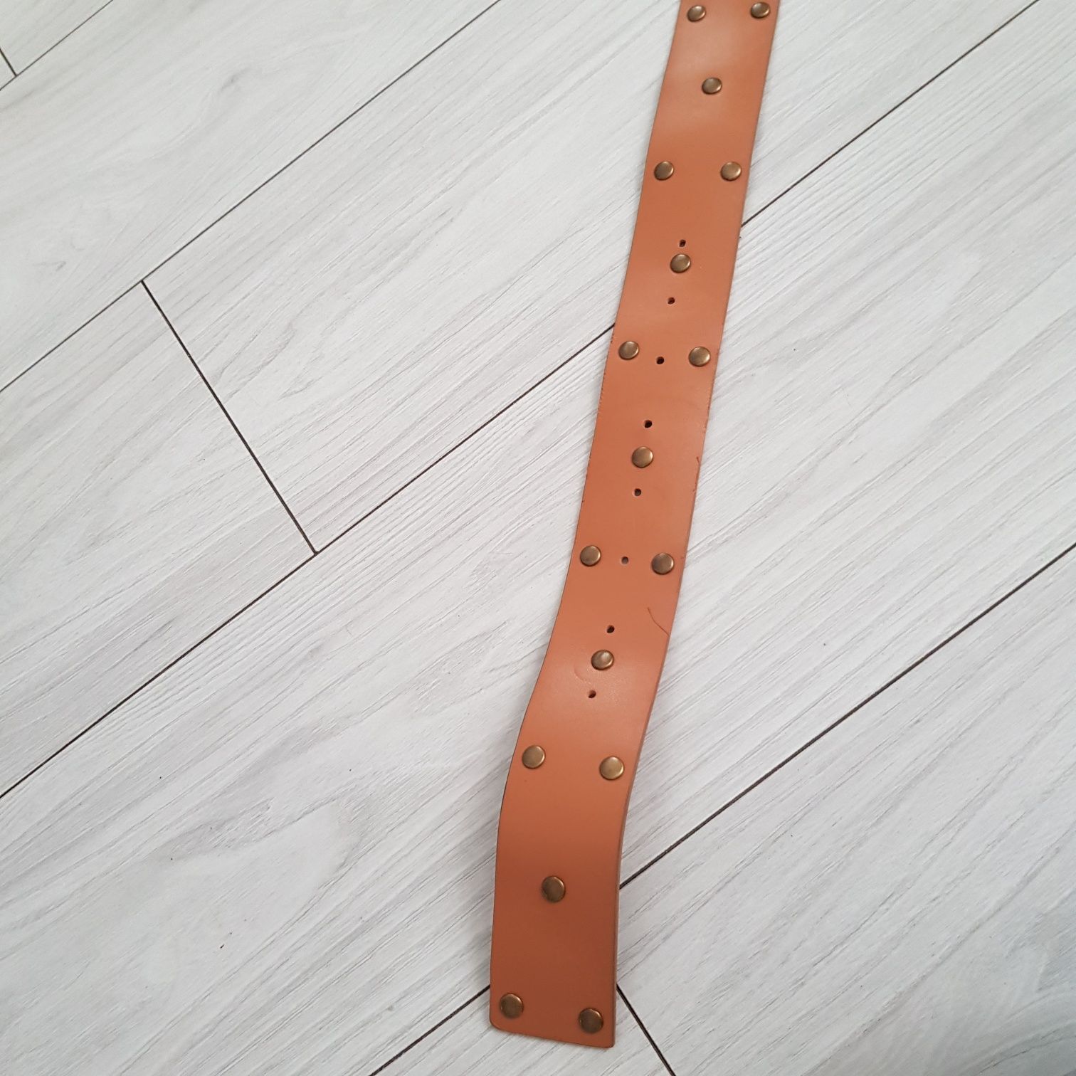 Pasek długość 112cm