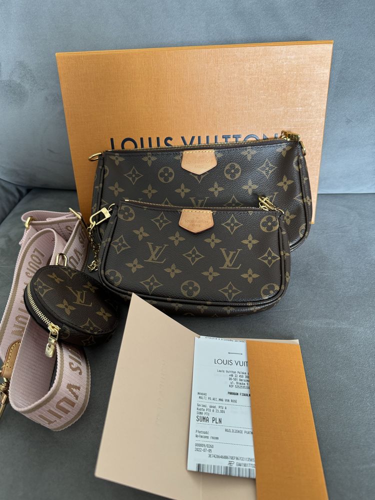 Louis Vuitton multi pochette acces.