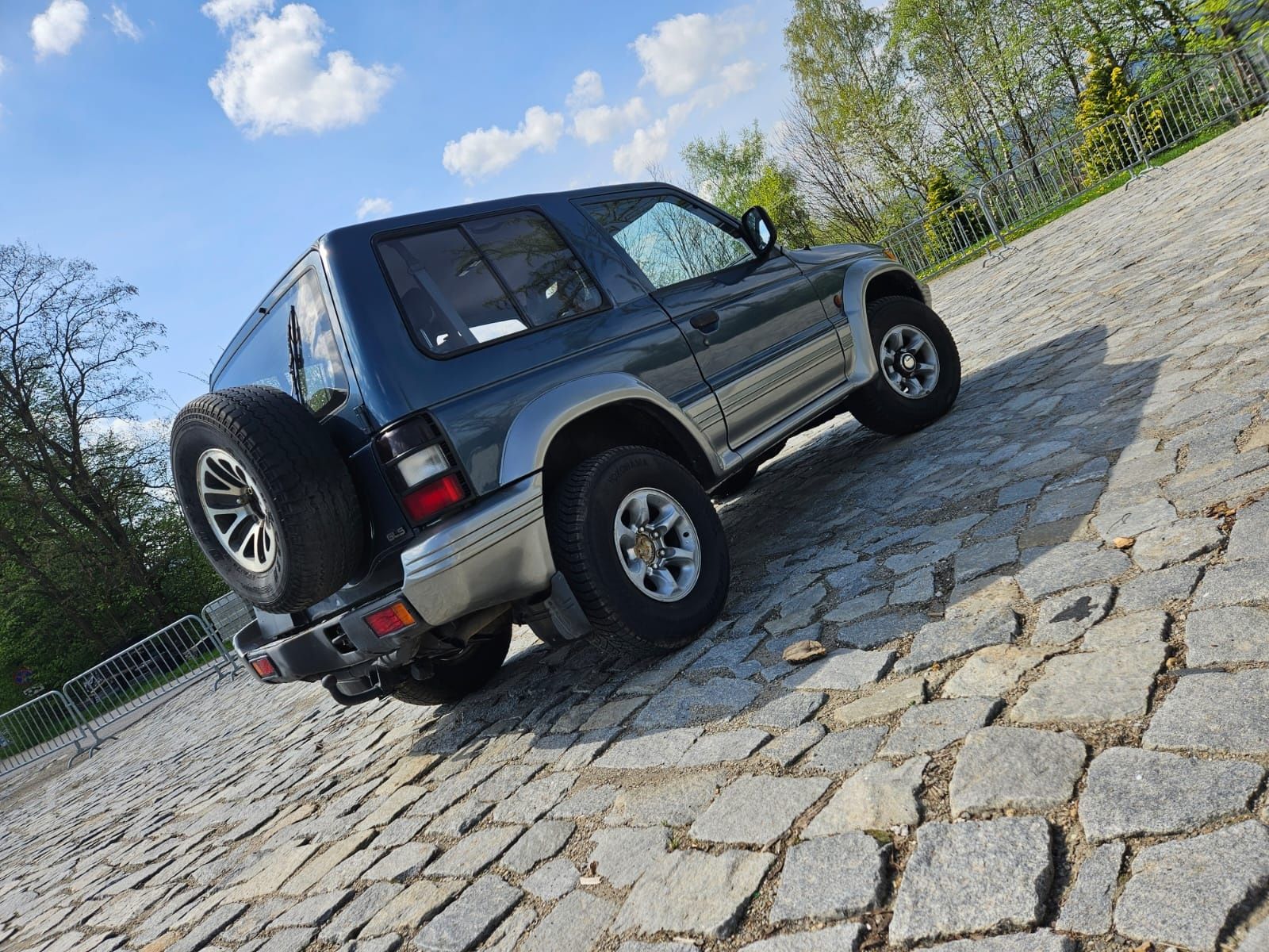 Mitsubishi Pajero 2,5tdi SS Włochy