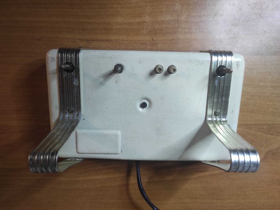 Radio SZAROTKA z zasilaczem.