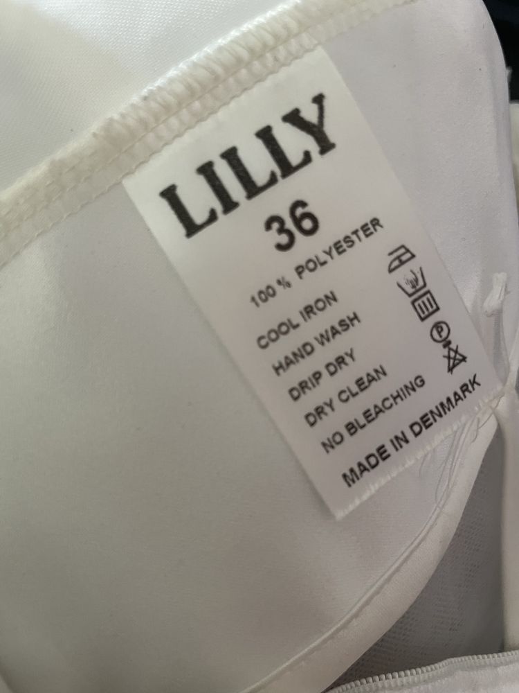 Biała sukienka  damska Lilly 36 S tiul
