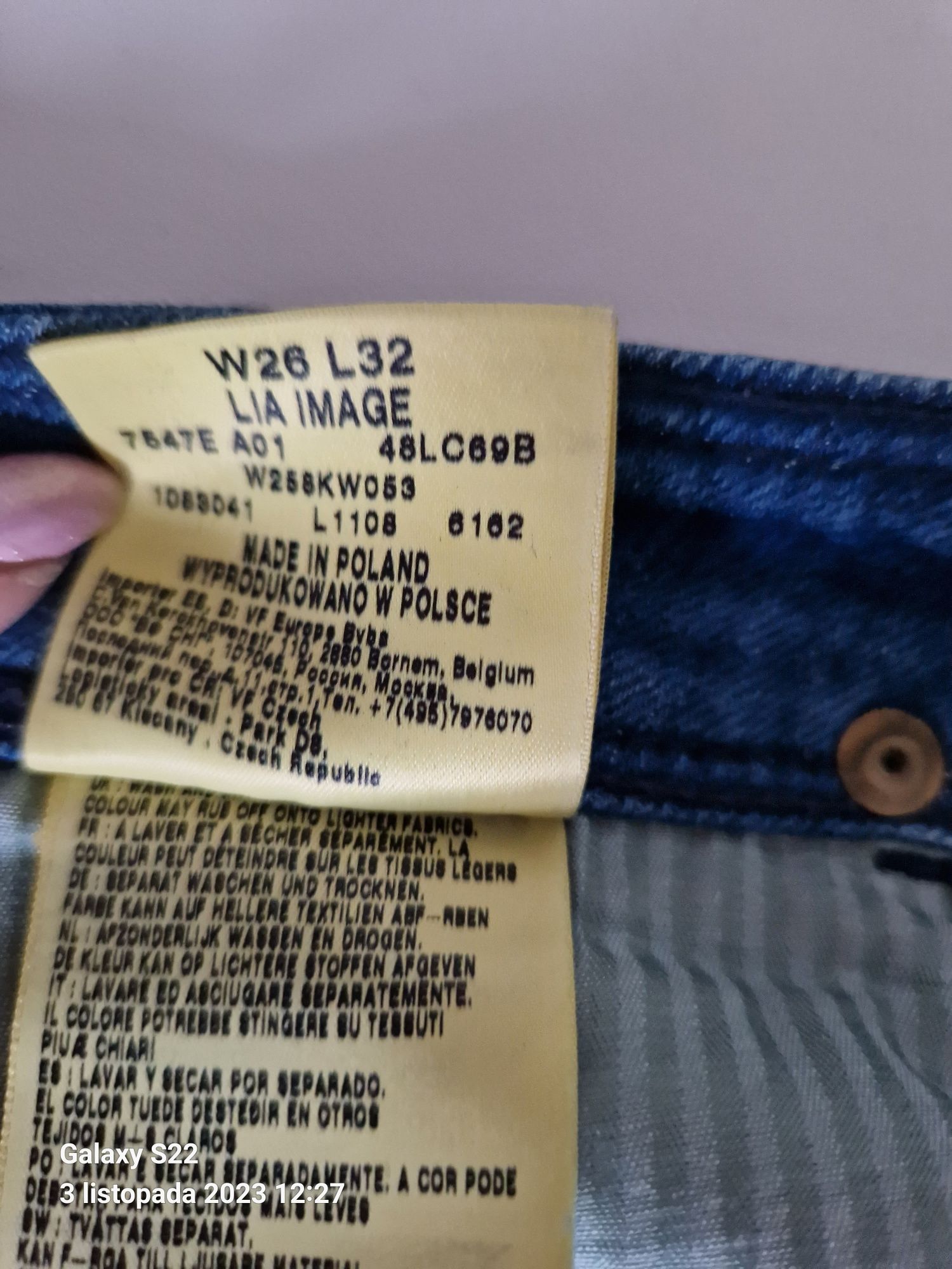 Wrangler W26 L32. Damskie jeansy.