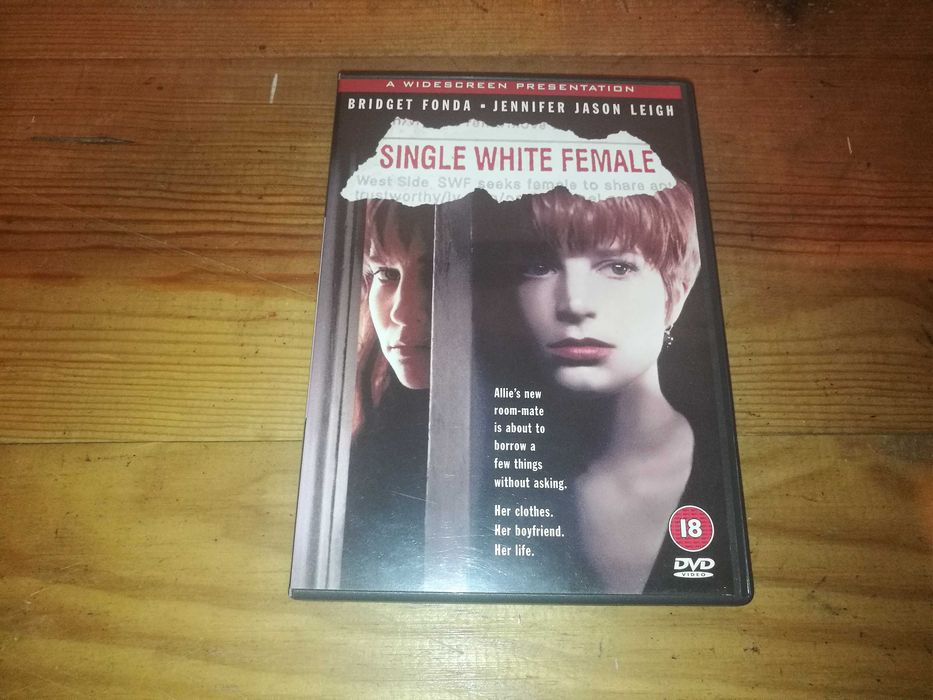 SINGLE WHITE FEMALE	DVD (legendado em Inglês0