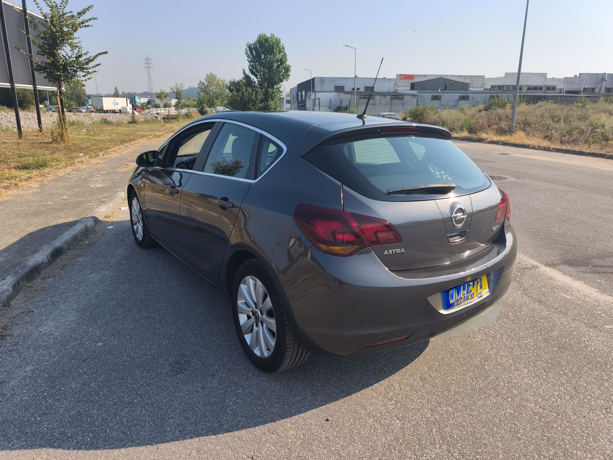 Opel Astra J 2010 1.7 125cv