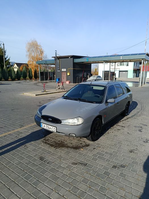 Форд Мондео 2,5 ,190лс