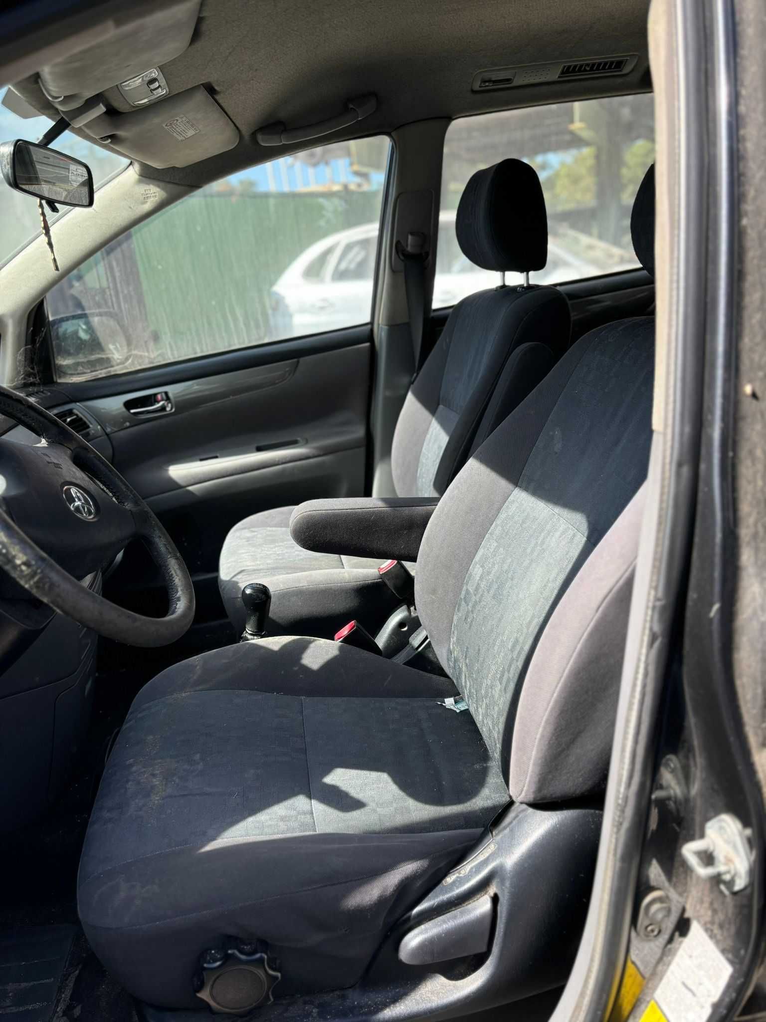 Toyota AVENSIS, 2.0 D-4D PARA PEÇAS