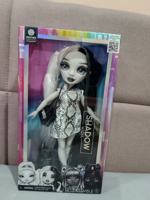 Lalka Shadow High czarno-biała