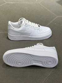 Nike Air Force 1 '07 White 37.5