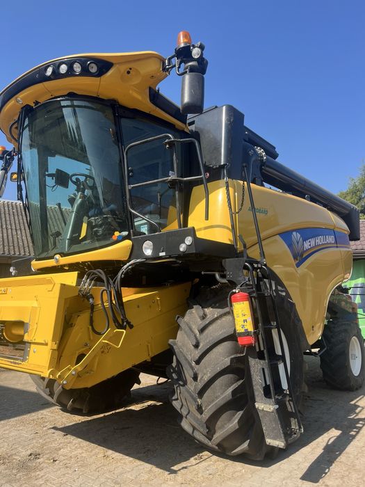 Sprzedam kombajn zbożowy New Holland CX 5.80