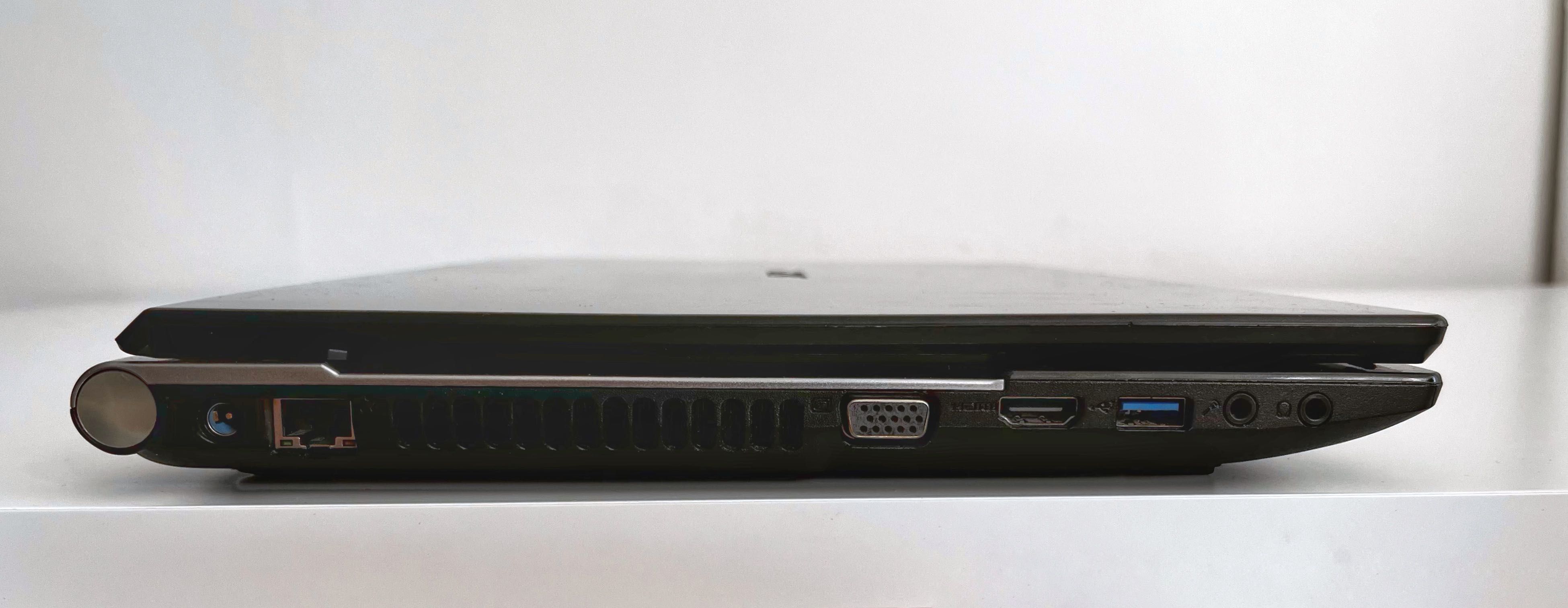 Ноутбук Acer Aspire v3-551g + Сумка для ноутбука у подарунок