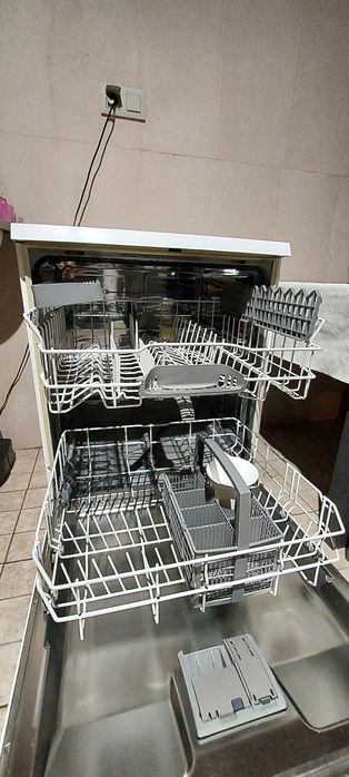 Vendo Frigorífico e Máquina de Lavar Loiça BOSCH Série 2