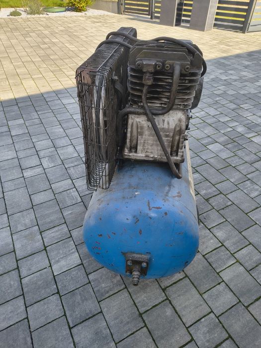 Kompresor olejowy 200l