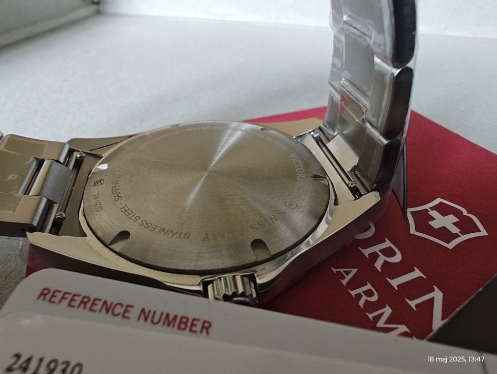 Victorinox Fieldforce GMT