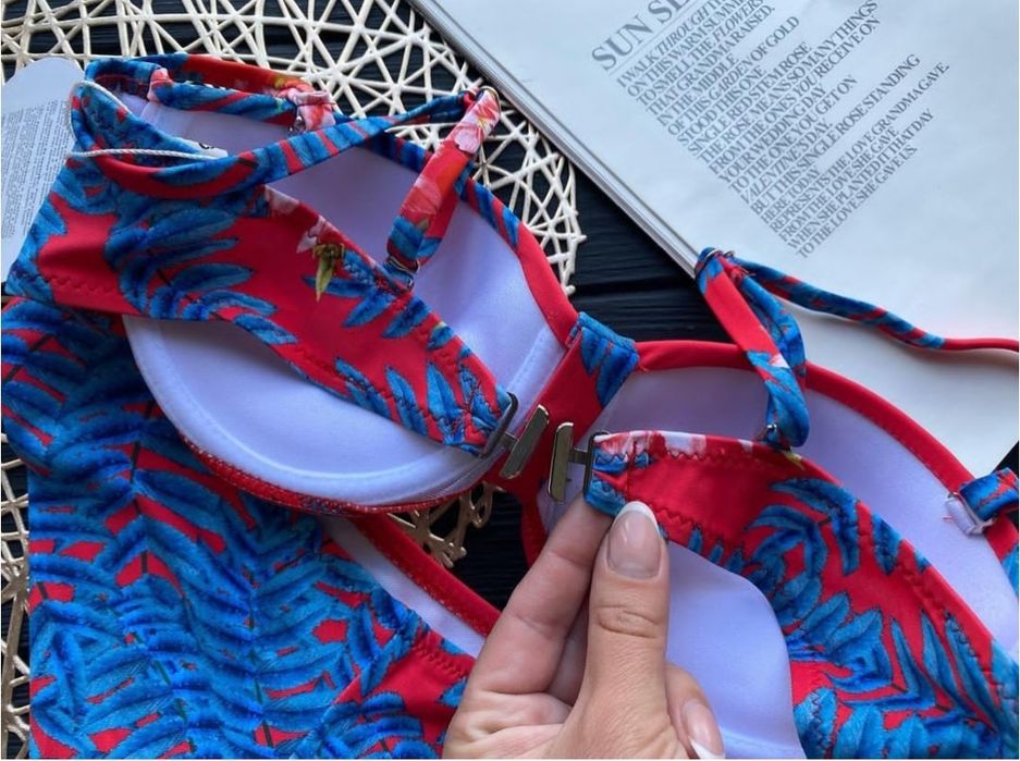 Купальник бандо бразиліана