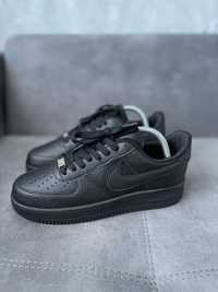 Nike Air Force Black