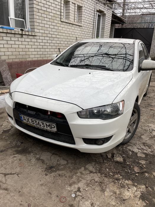 Продам ланцер х хорошее состояние