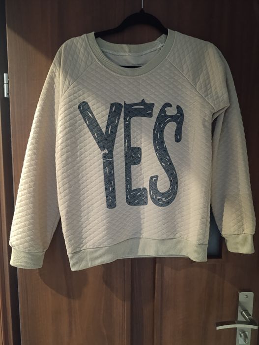 Pikowana bluza  bez kaptura