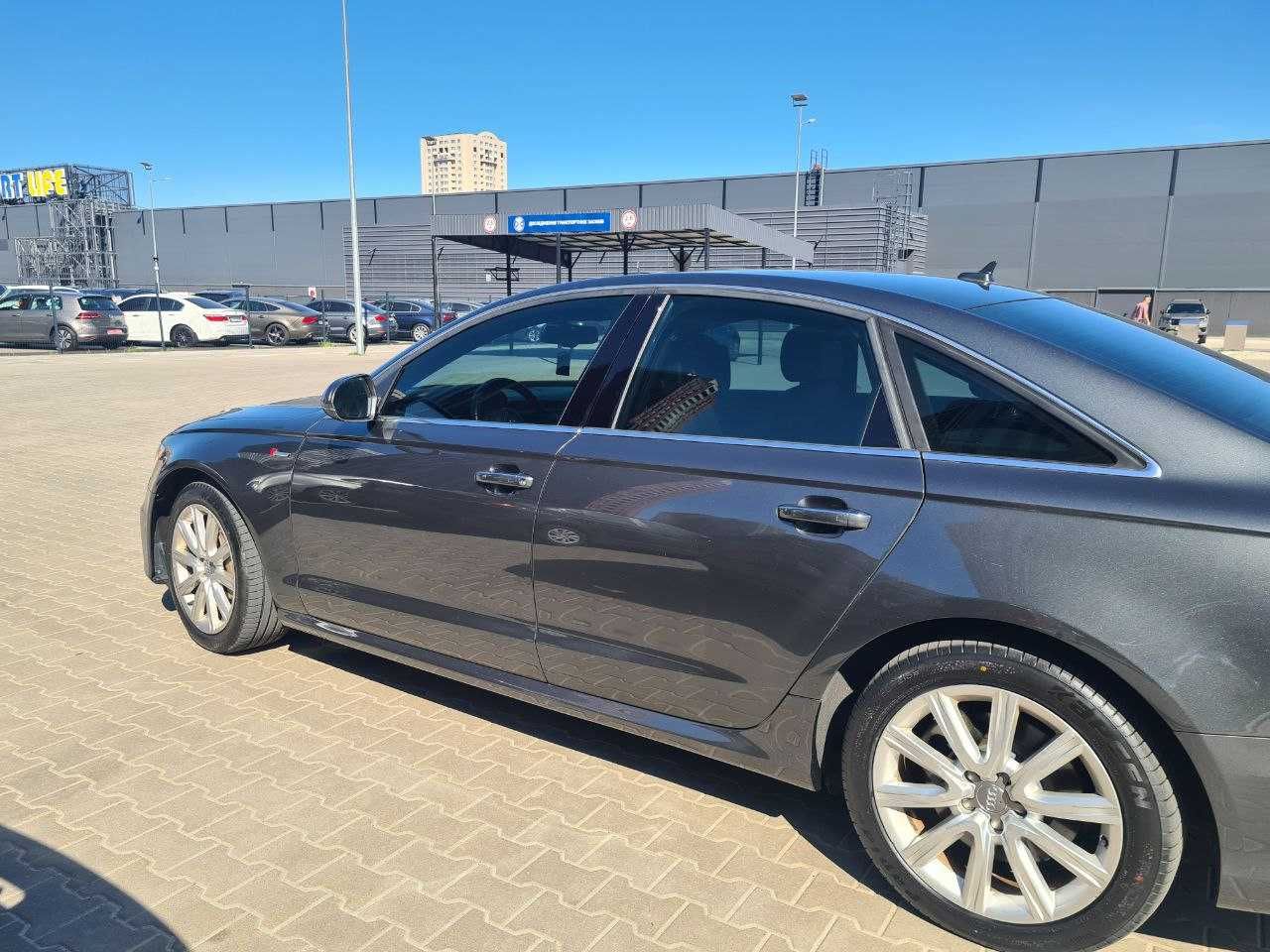 ПРОДАМ Audi A6 2014 у максимальній комплектації