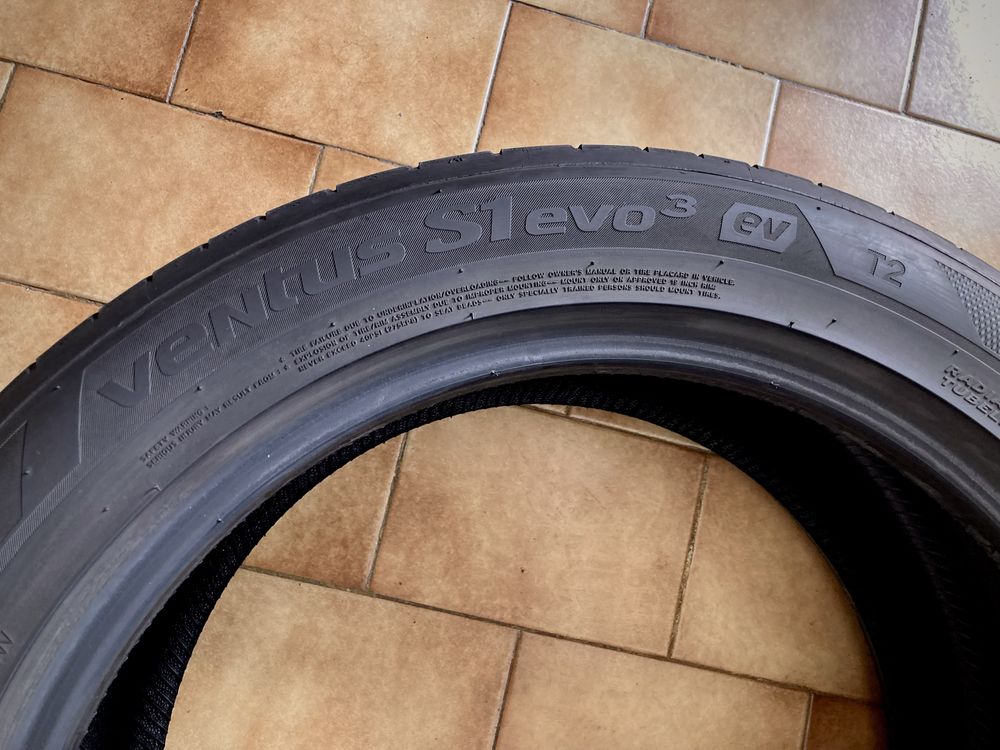 Pneus 255 45 R19 Hankook Ventus EV
