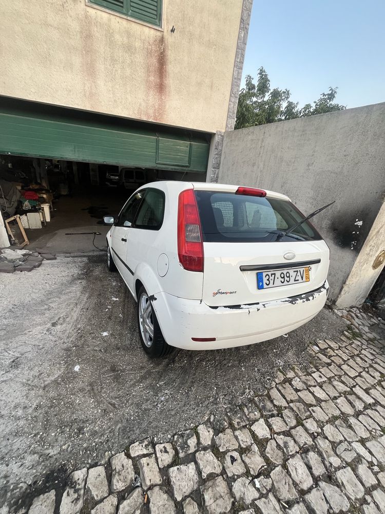 Ford fiesta 1.4 tdci comercial