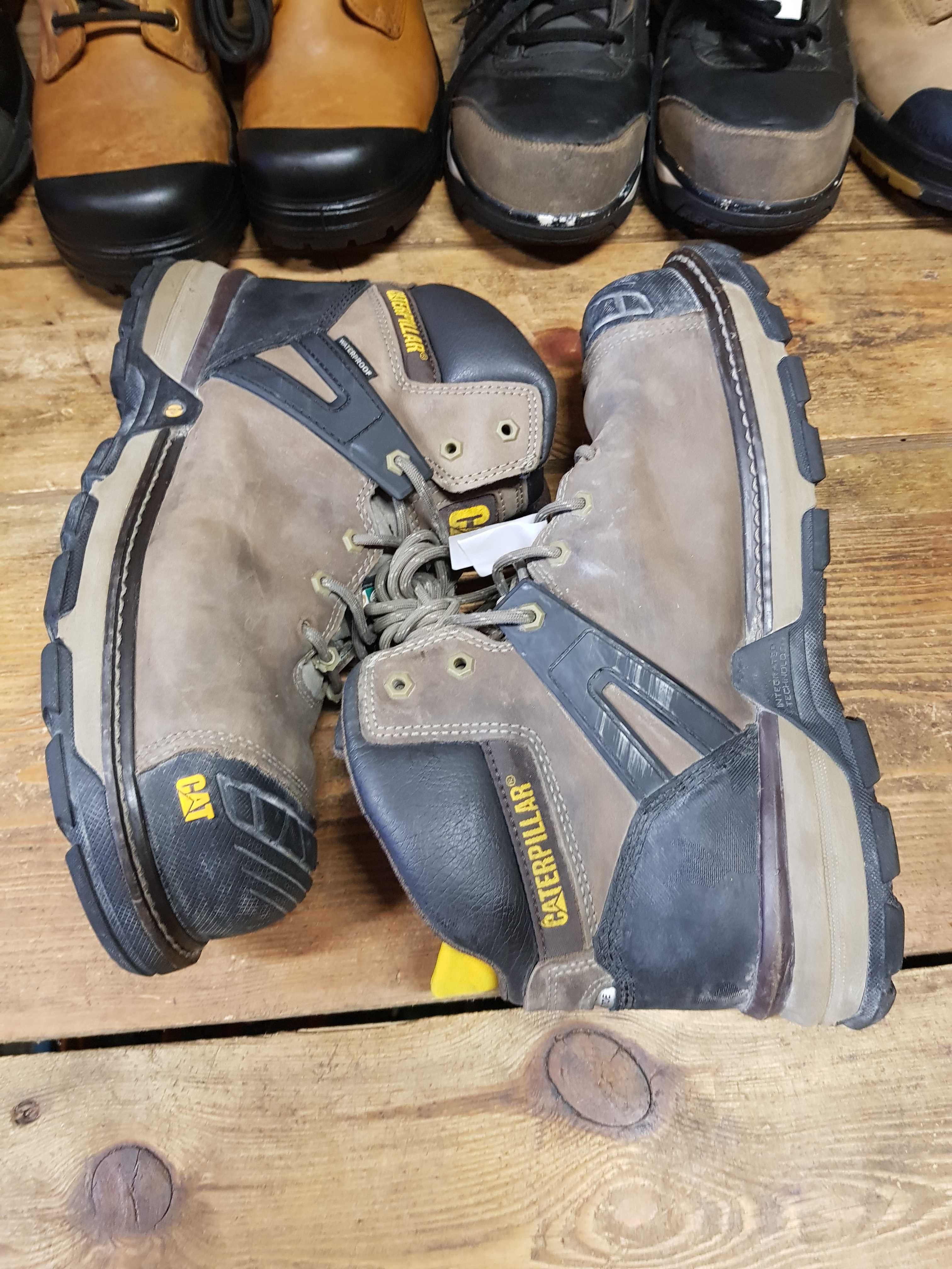Buty robocze CATERPILLAR rozm 43,5 wkł 29 cm