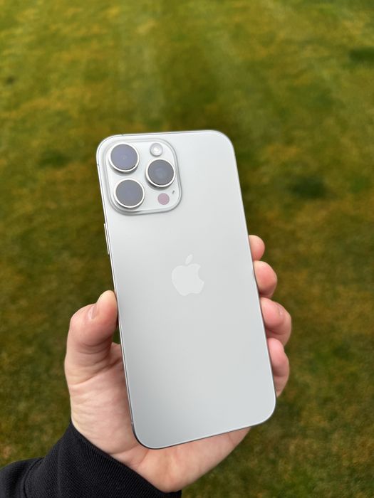 iPhone 16 pro max 256 gb