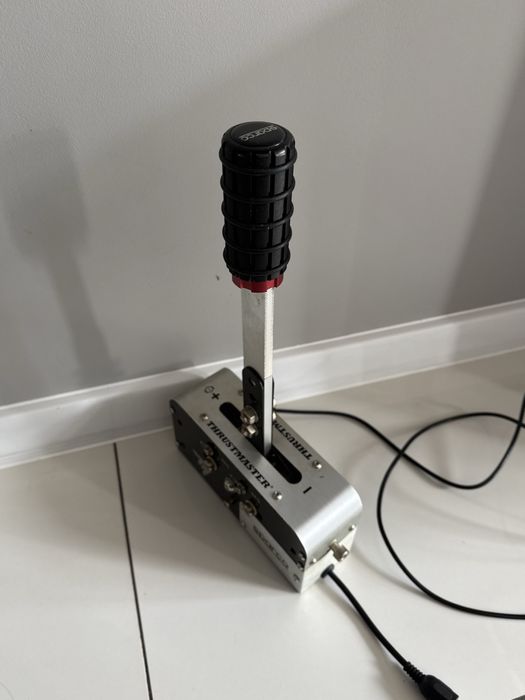 Skrzynia biegów Thrustmaster TSS hamulec ręczny sekwencja hydro
