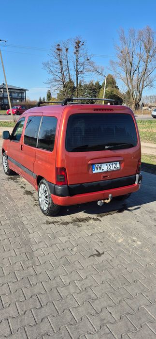 Ładny Peugeot Partner XT 2.0 HDI