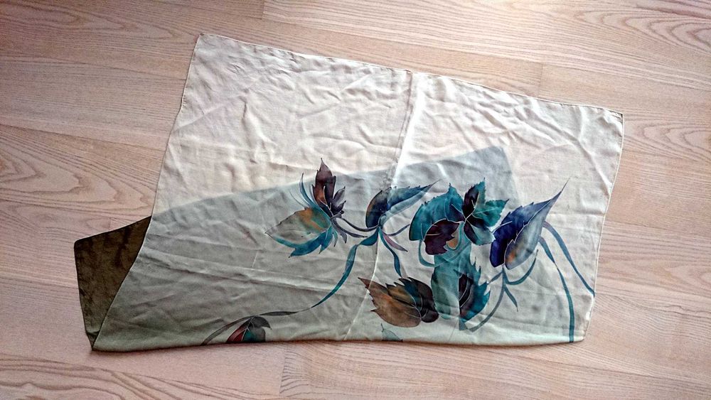 Zestaw: Apaszki / chusty damskie, cena za sześć sztuk