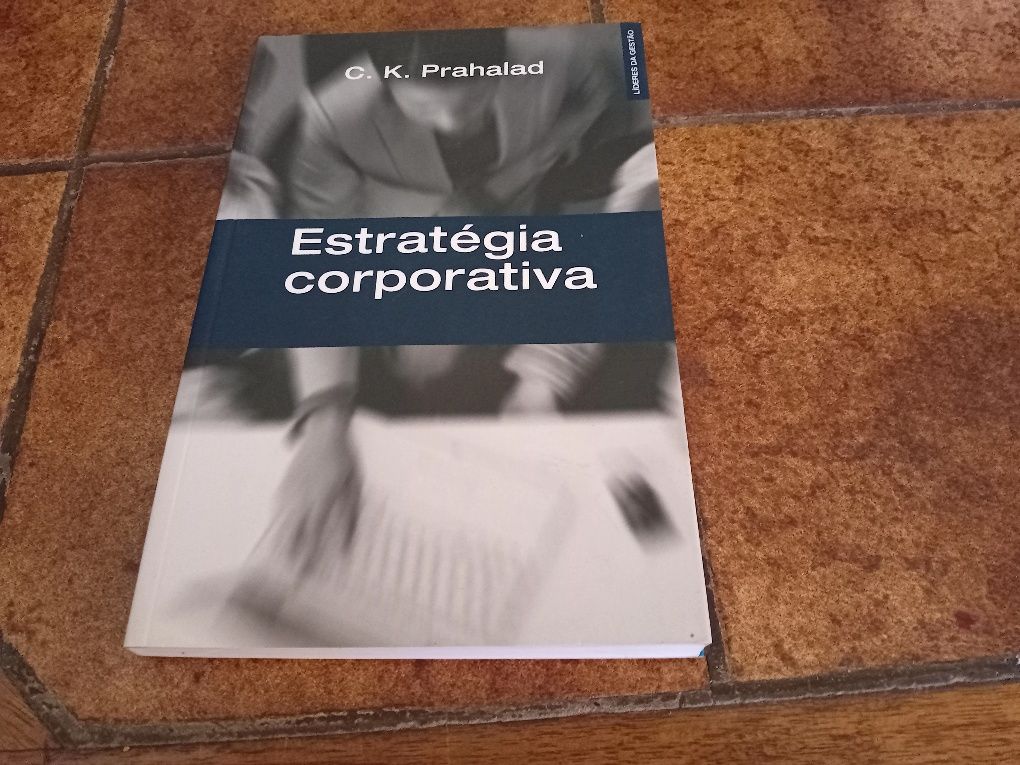 Criação valor para acionista+Estratégia Corporativa+líder do futuro