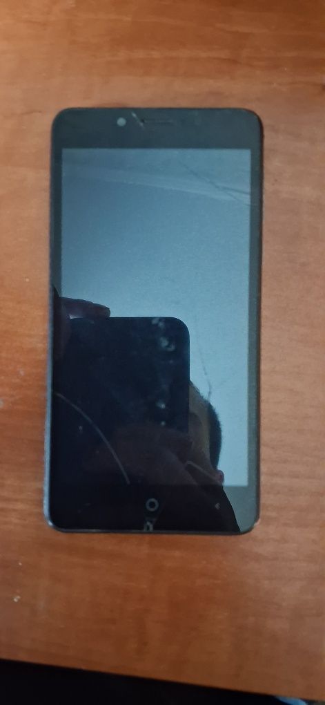 Sharp ergo Huawei